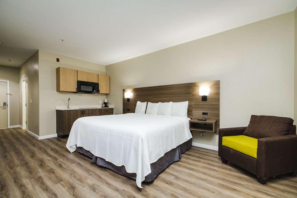 Surestay Studio By Best Western Conroe Downtown Номер фото