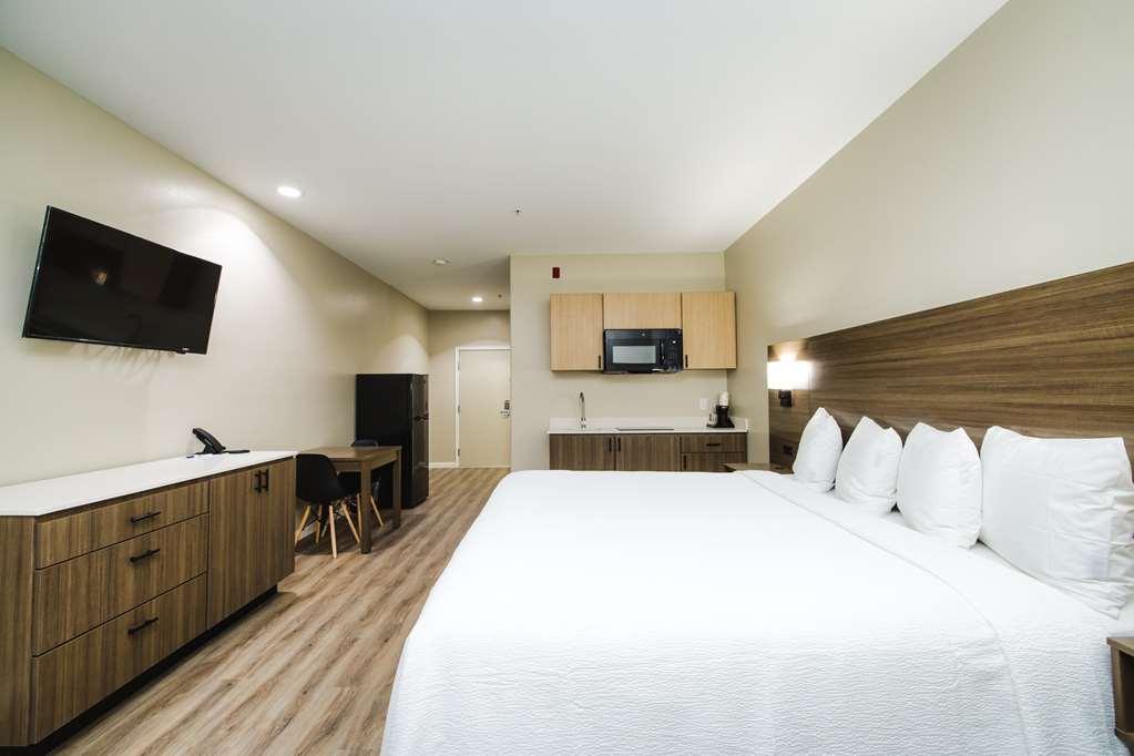 Surestay Studio By Best Western Conroe Downtown Номер фото
