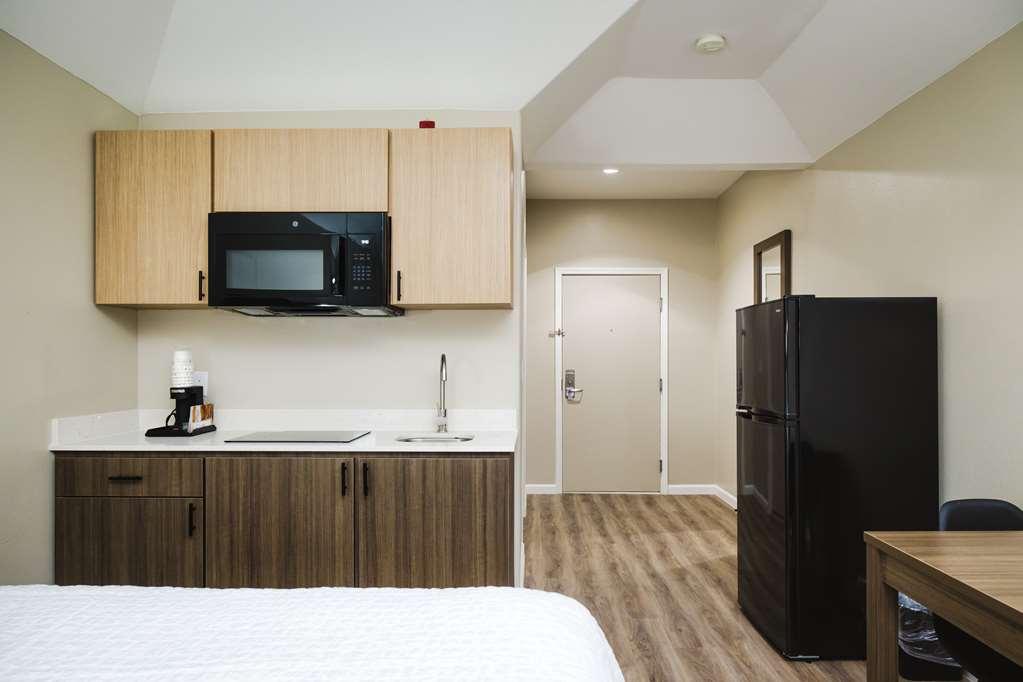 Surestay Studio By Best Western Conroe Downtown Экстерьер фото