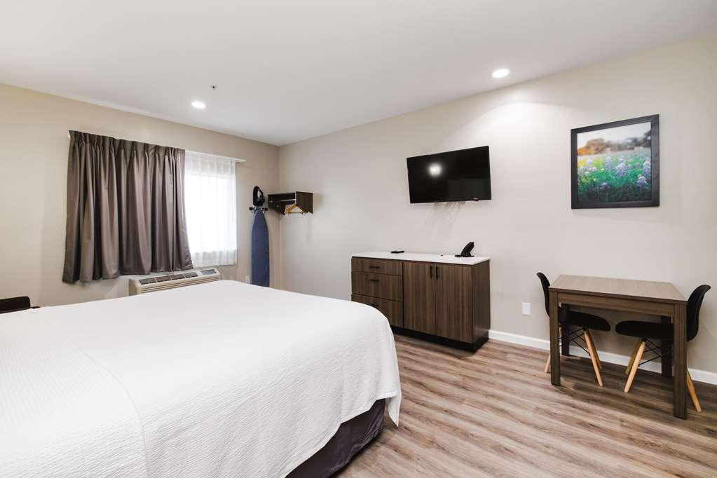 Surestay Studio By Best Western Conroe Downtown Номер фото