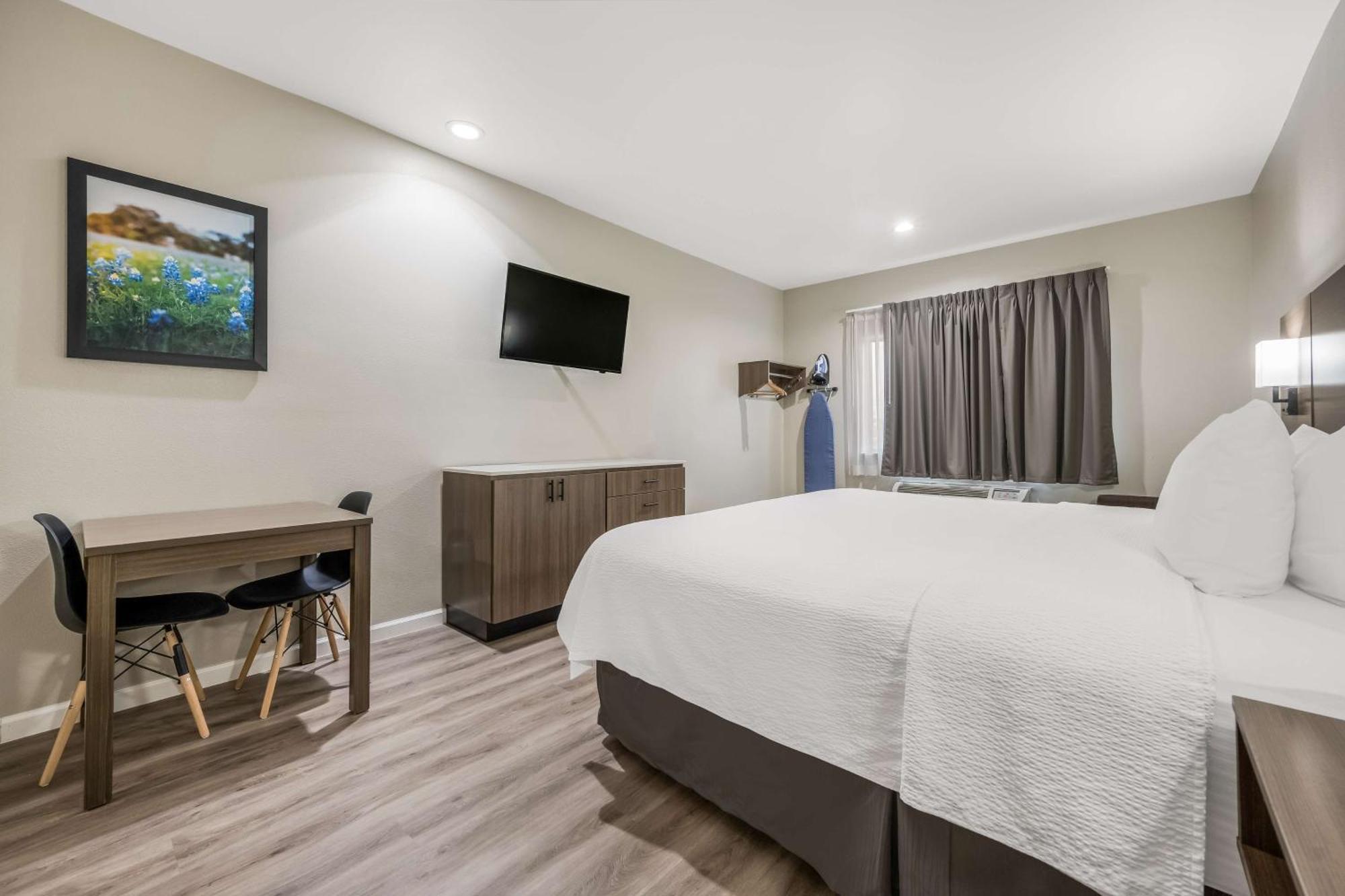Surestay Studio By Best Western Conroe Downtown Экстерьер фото
